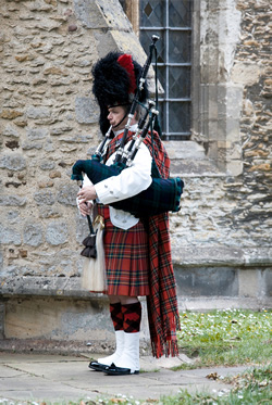 Cambridge Bagpiper