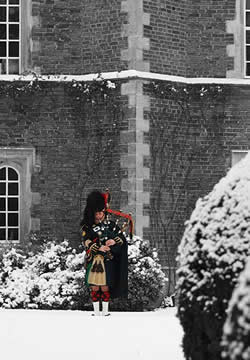 Cambridge Bagpiper