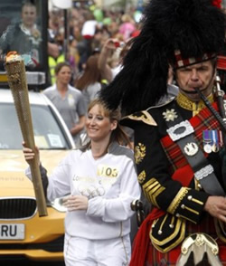 Cambridge Bagpiper