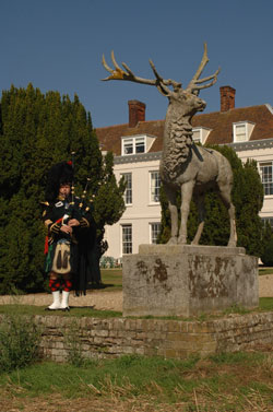 Cambridge Bagpiper