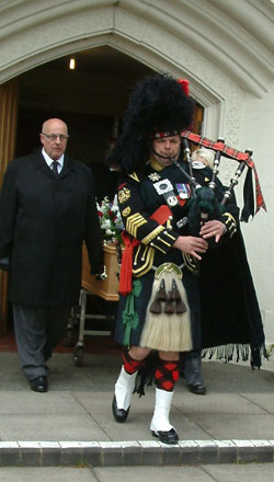 Cambridge Bagpiper