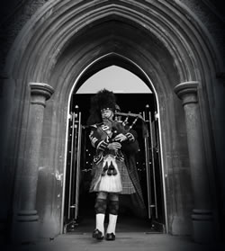 Cambridge Bagpiper