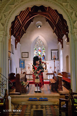 Cambridge Bagpiper