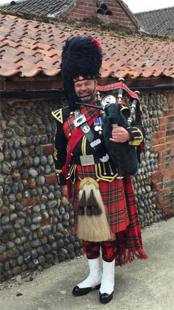 Cambridge Bagpiper